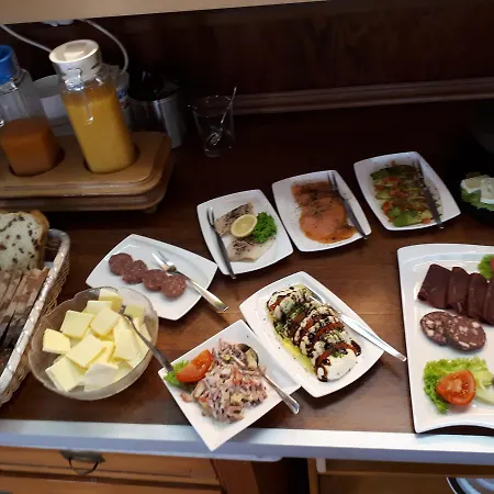 Altdeutscher Hof Beckord Gasthuis 3*