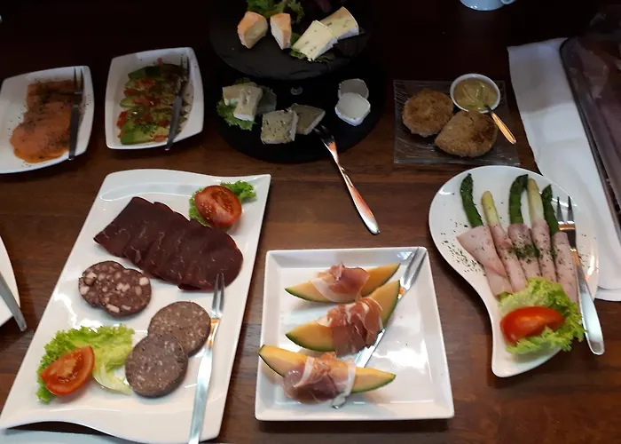 Altdeutscher Hof Beckord 3*